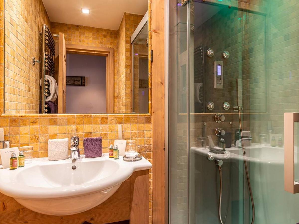 Appartement De Charme A 1850 - 4 Pers, Centre, Proche Des Pistes, Balcon Et Hammam - Fr-1-631-163 Courchevel
